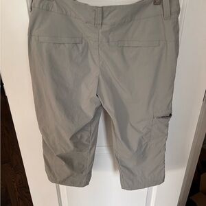 Coolibar Women's Shorts - Light Gray